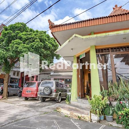 Nafisa Homestay Syariah Near Jatim Park 3 Batu Mitra Reddoorz Malang Exteriör bild